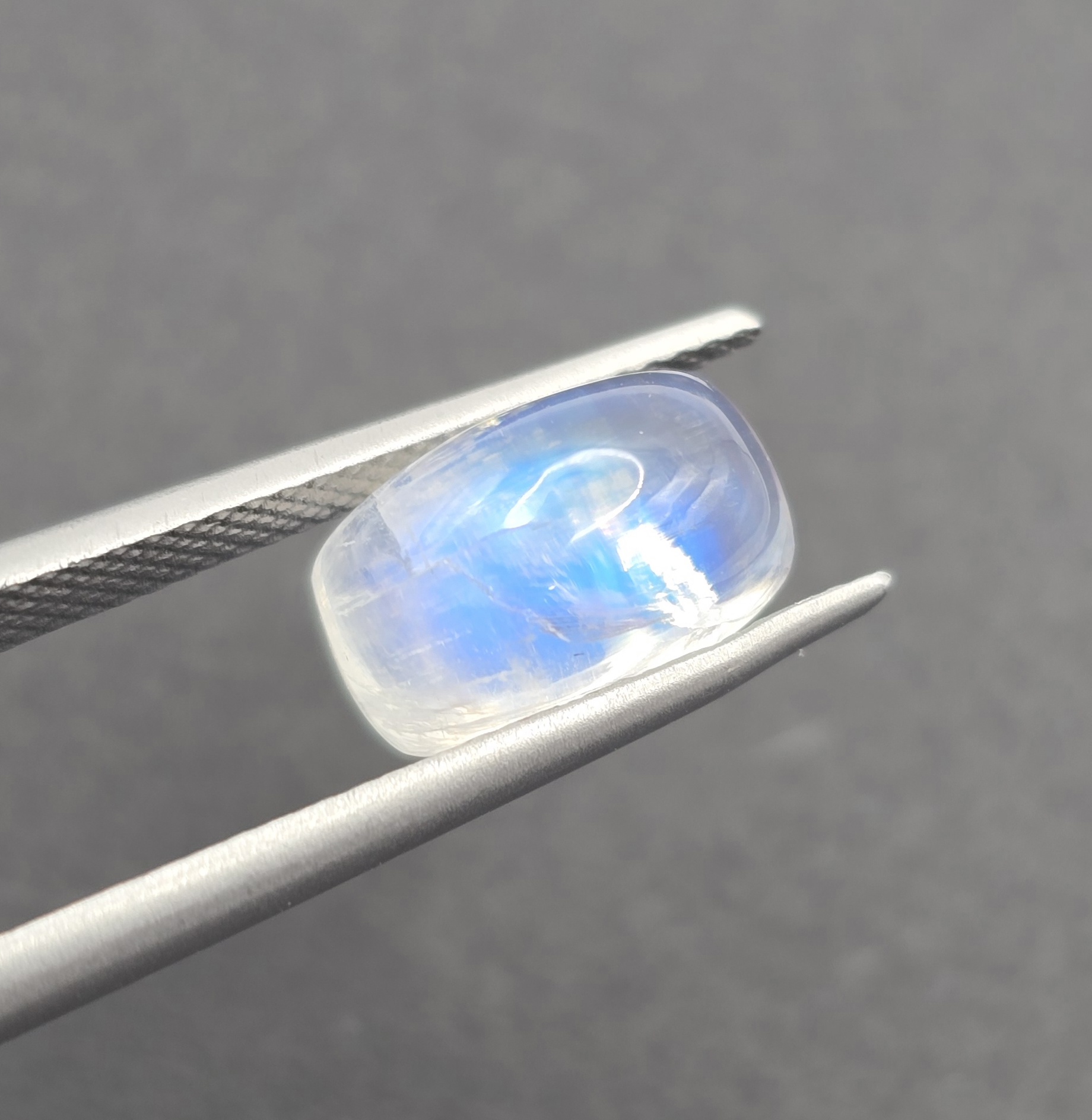 10.8x6.7x5.9mm cushion gem-grade rainbow moonstone cabochon