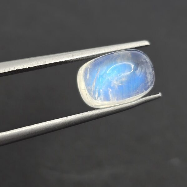 10.2x6.9x6.2mm cushion gem-grade rainbow moonstone cabochon