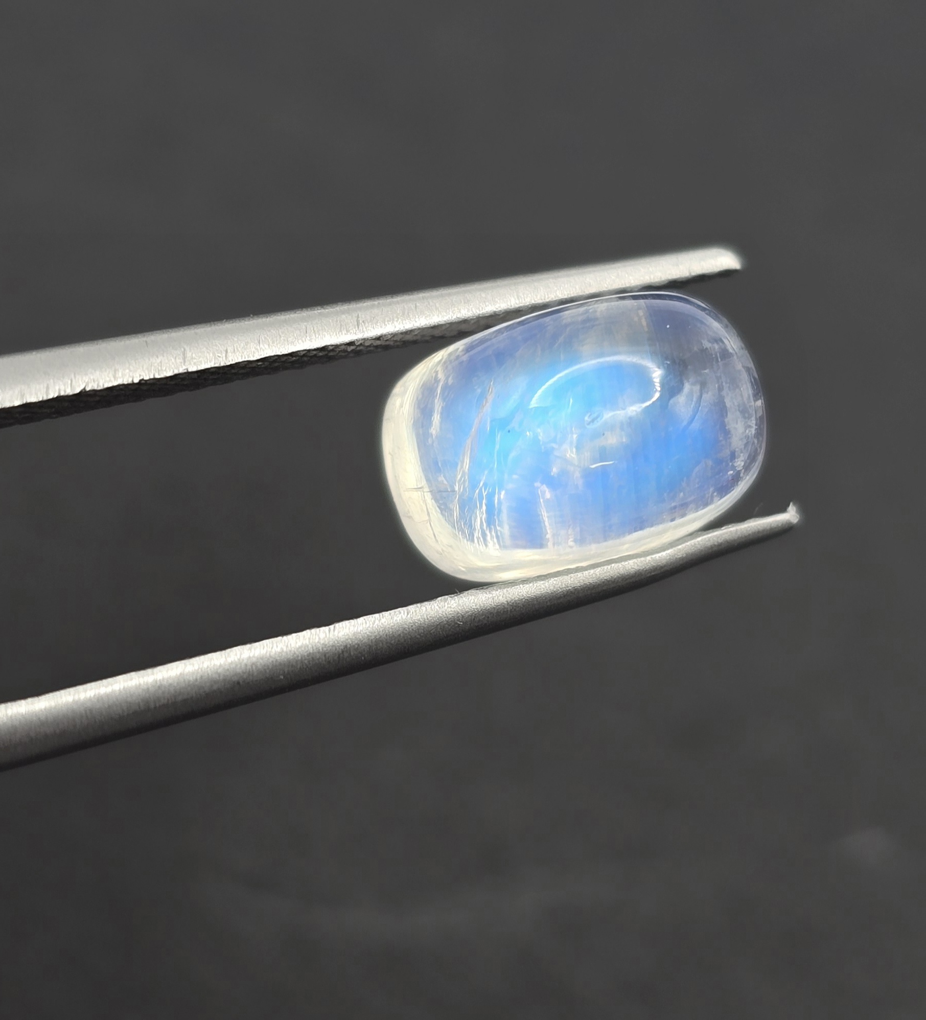 10.2x6.9x6.2mm cushion gem-grade rainbow moonstone cabochon