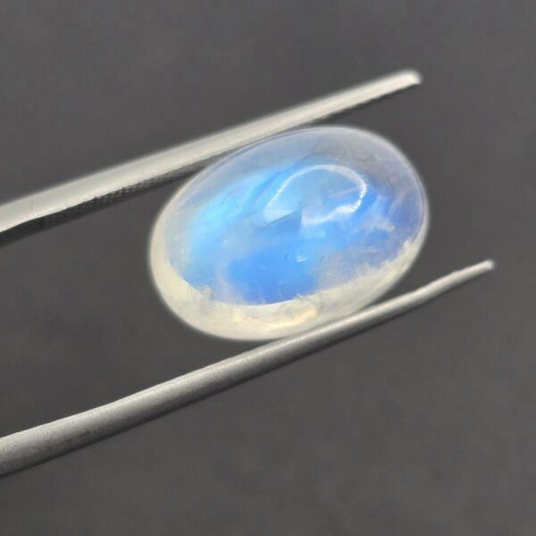 14.9x10.2x7.7mm oval gem-grade rainbow moonstone cabochon