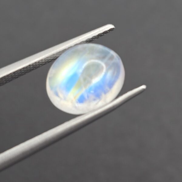 9.8x8.2x5.0mm oval gem-grade rainbow moonstone cabochon