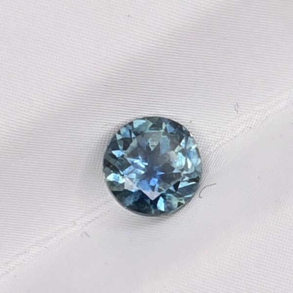 4.43x4.41x2.82mm round Australian sapphire facet