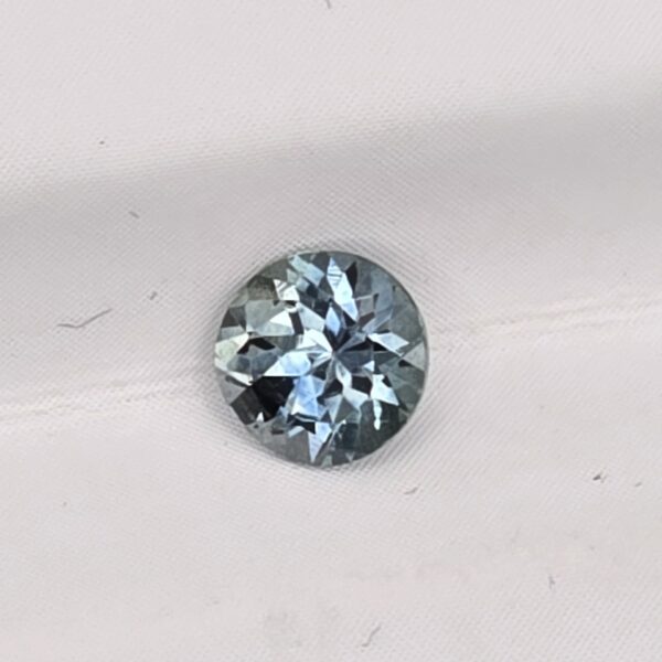 4.56x4.54x3.02mm round Australian sapphire facet