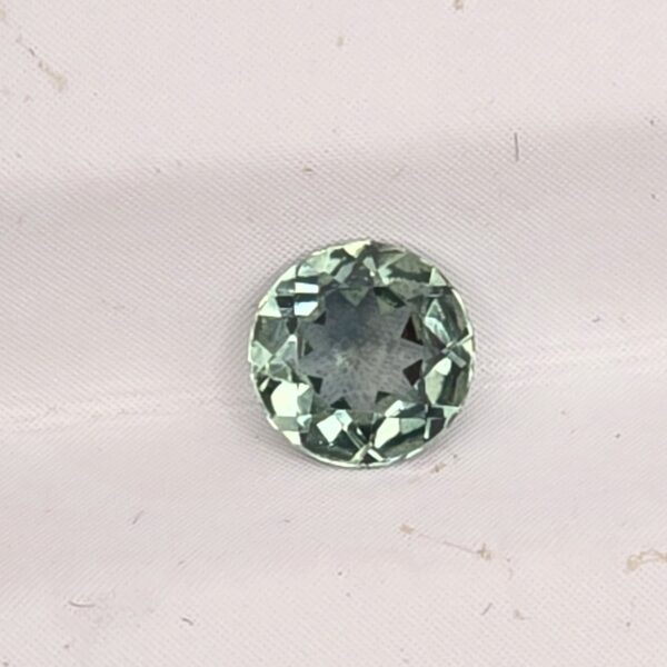 5.02x4.99x2.51mm round Australian sapphire facet