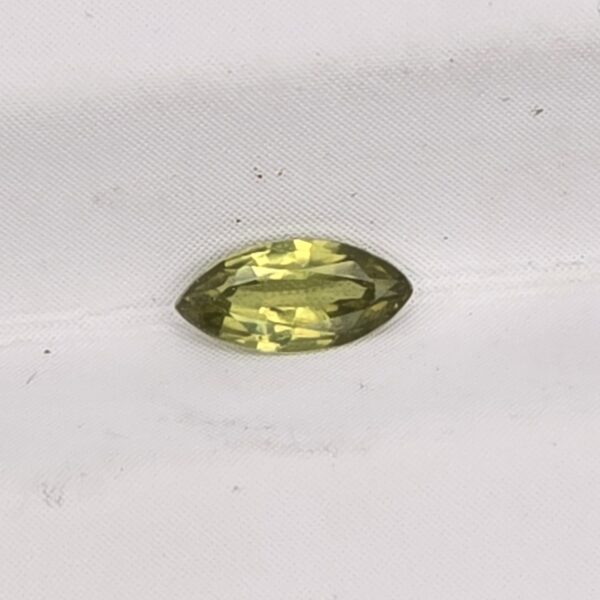 5.83x2.81x1.74mm marquis Australian sapphire facet