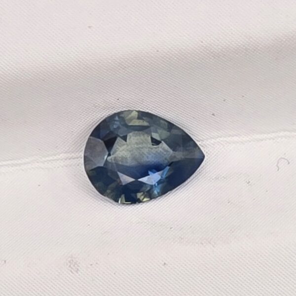 5.91x4.60x2.18mm pear Australian sapphire facet