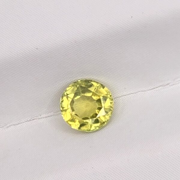 4.03x3.99x2.27mm round Australian sapphire facet