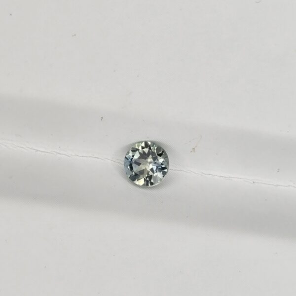 4.11x4.03x2.54mm round Australian sapphire facet