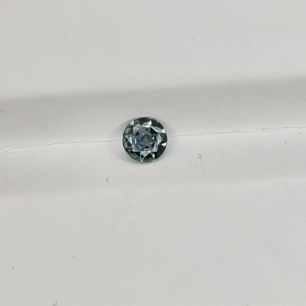 4.15x4.15x2.21mm round Australian sapphire facet