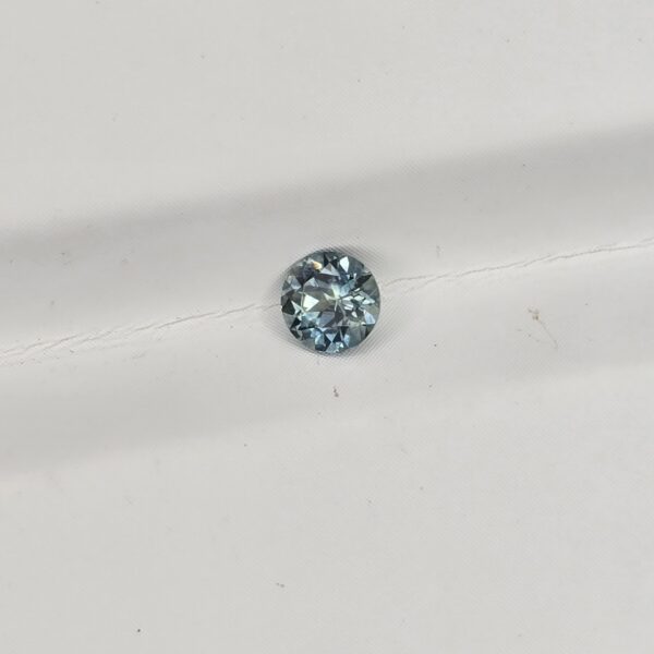 3.97x3.94x2.51mm round Australian sapphire facet