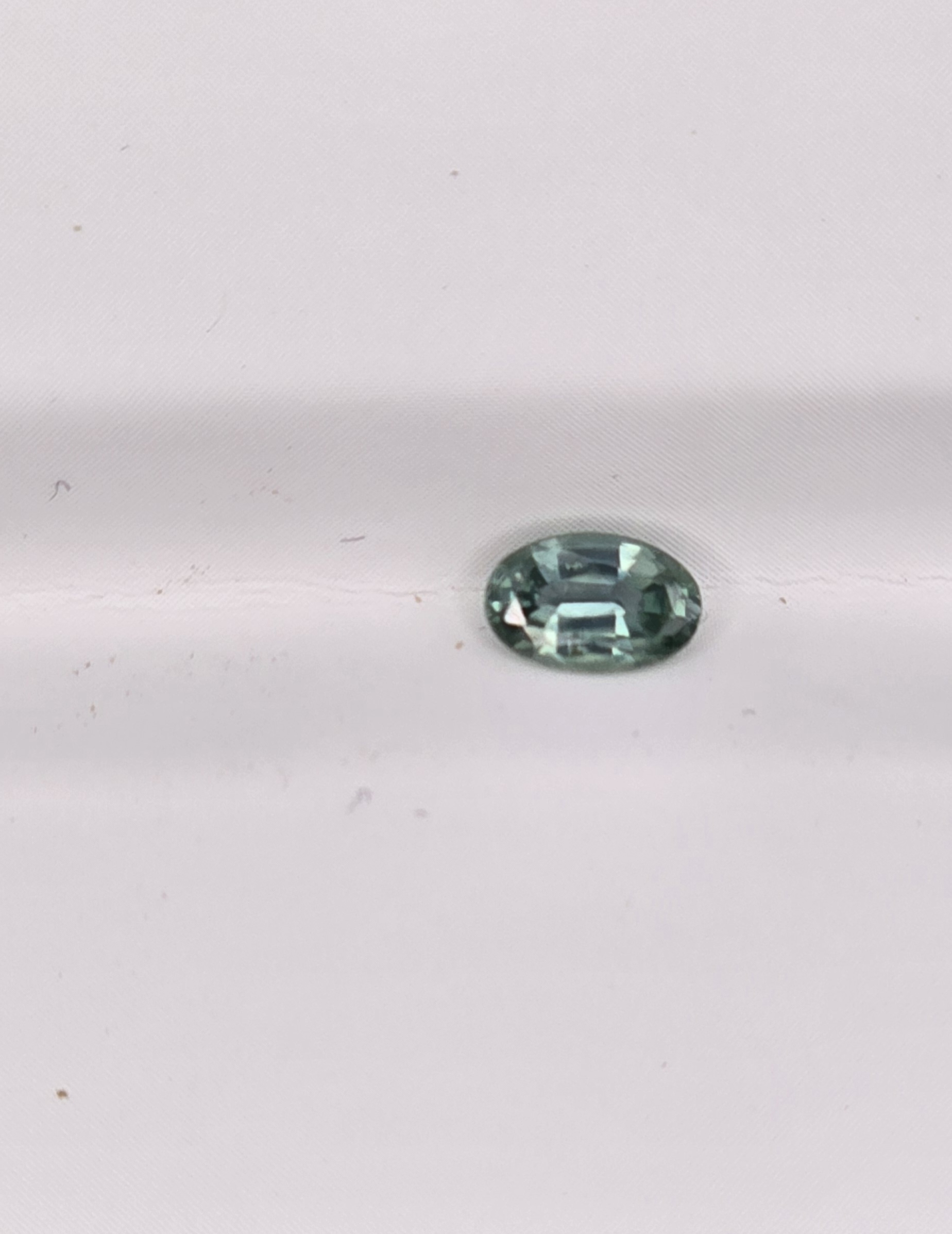 5.49x3.56x2.32mm oval Australian sapphire facet