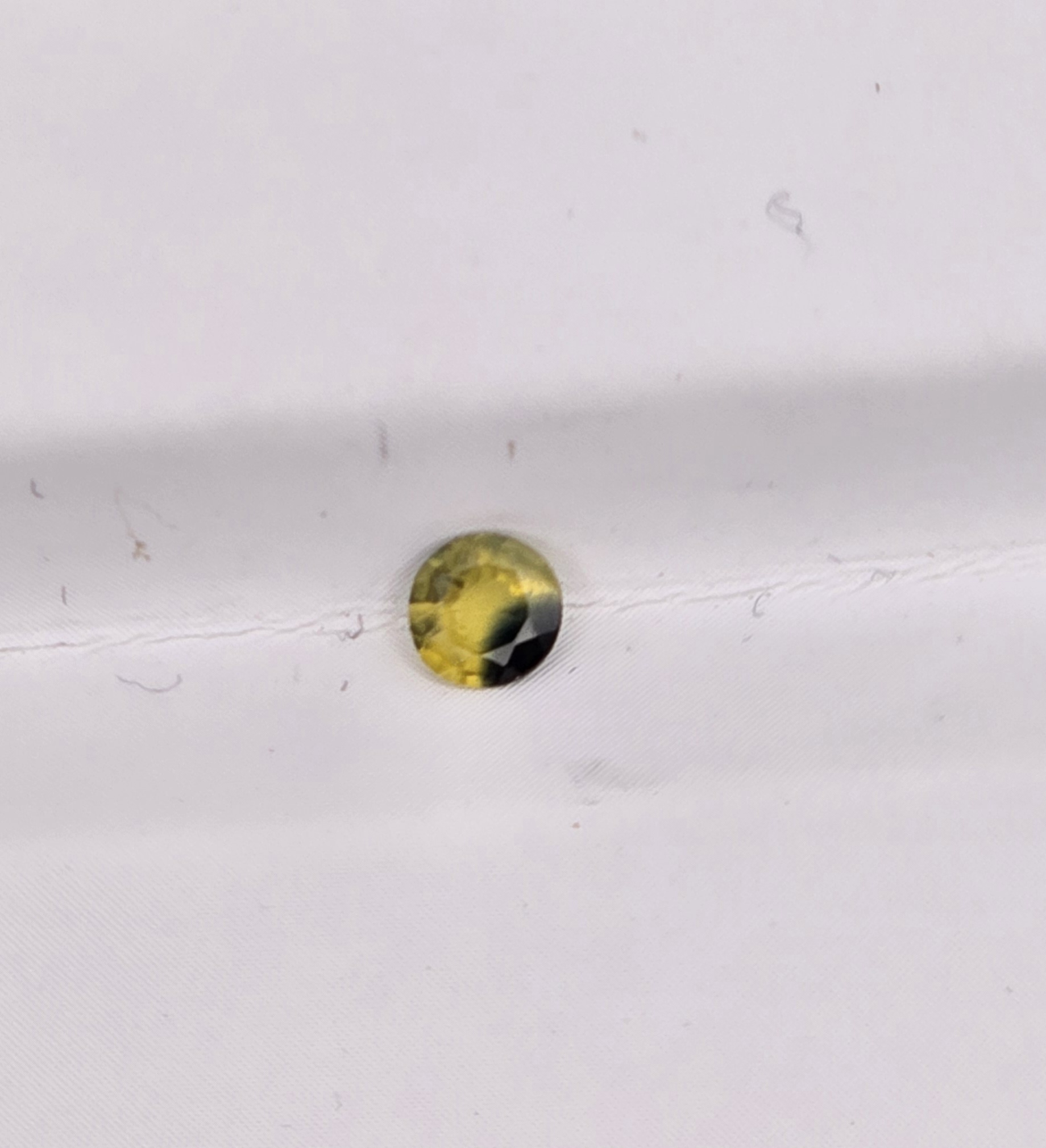 3.57x3.54x1.83mm round Australian sapphire facet