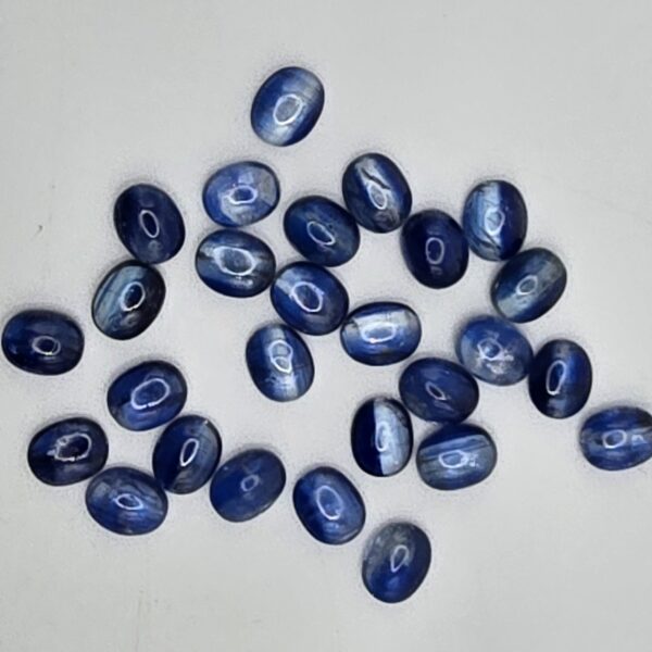 10x8mm oval blue kyanite cabochon