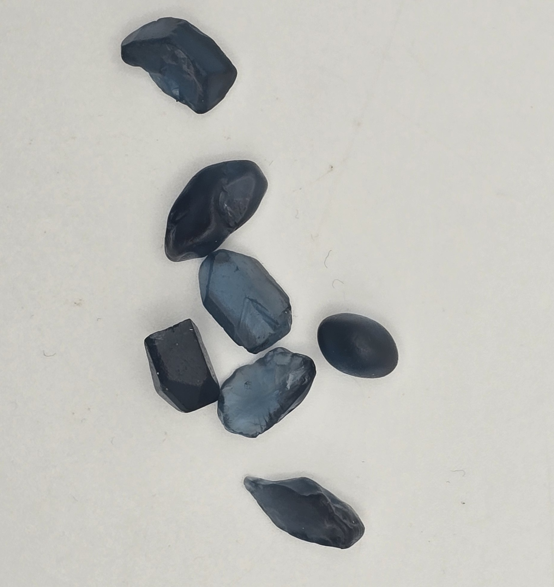 5g of London blue facet rough