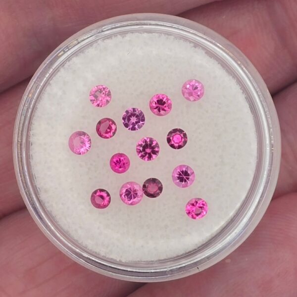 1ct parcel of 2.6mm electric pink spinel facets