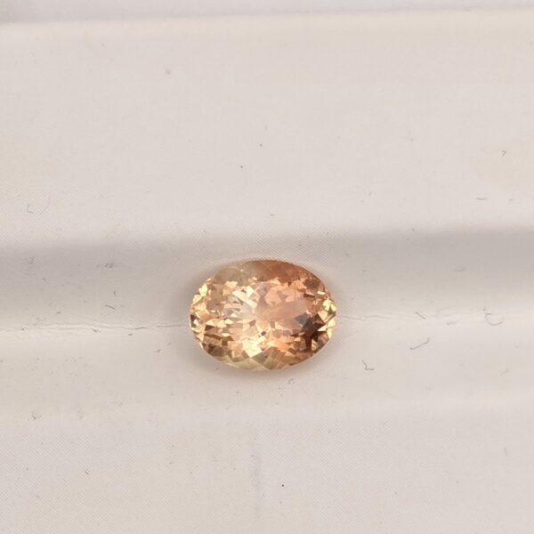 8x6mm oval sunstone facet