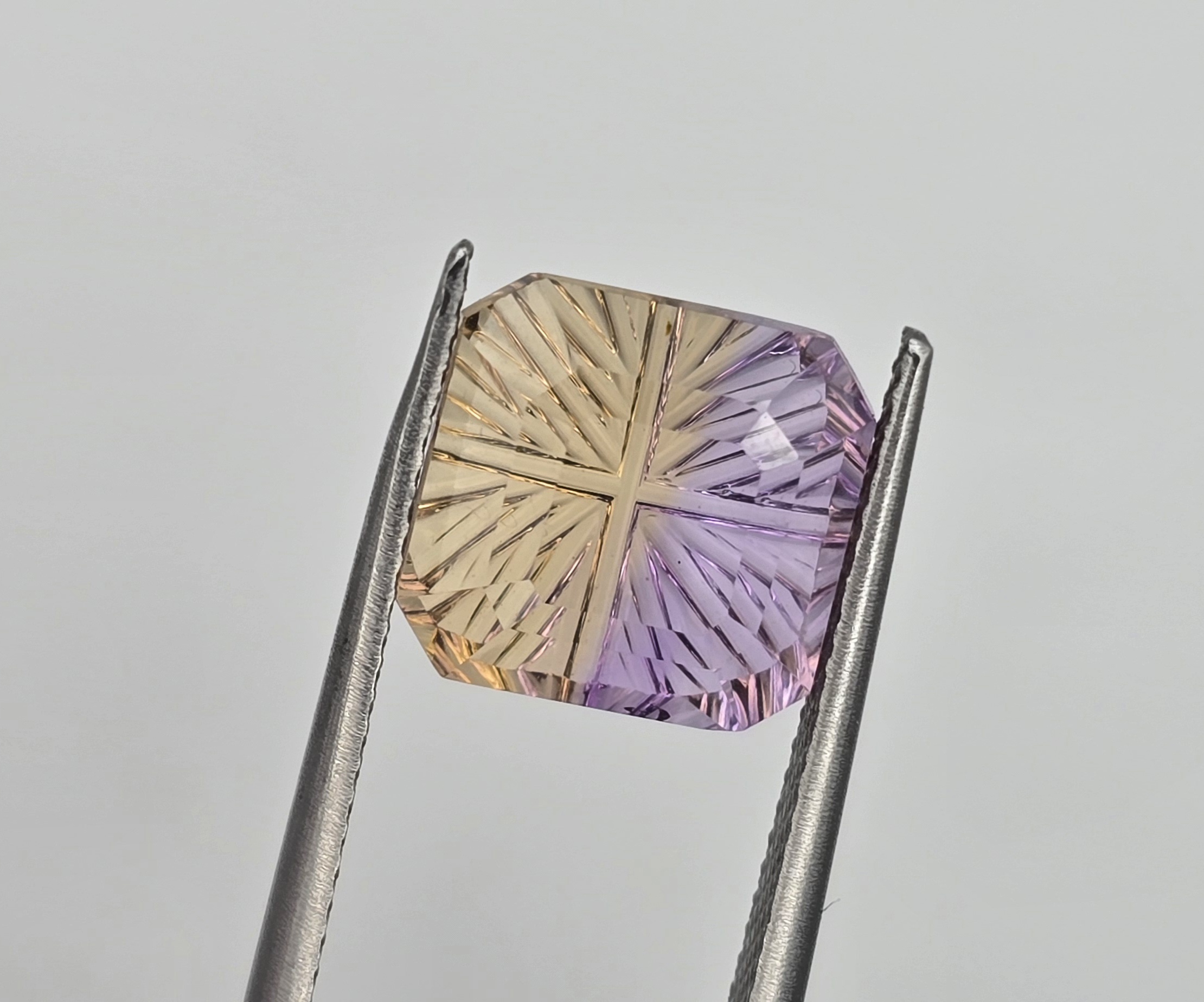 9.95x9.76x6.78mm fantasy-cut, high quality ametrine facet