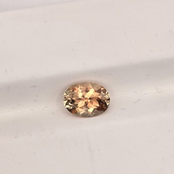8x6mm oval sunstone facet