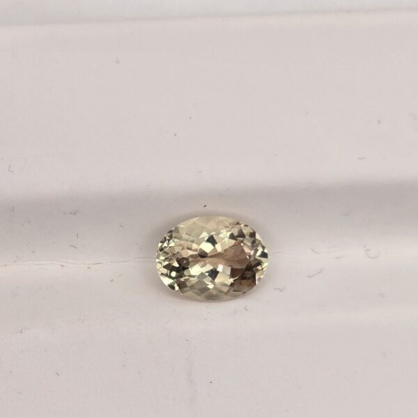 8x6mm oval sunstone facet