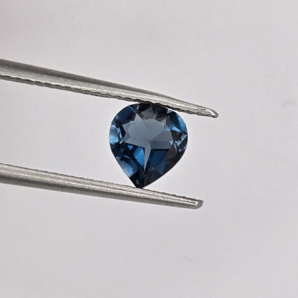 6.63x6.12x3.23mm pear London-blue topaz facet
