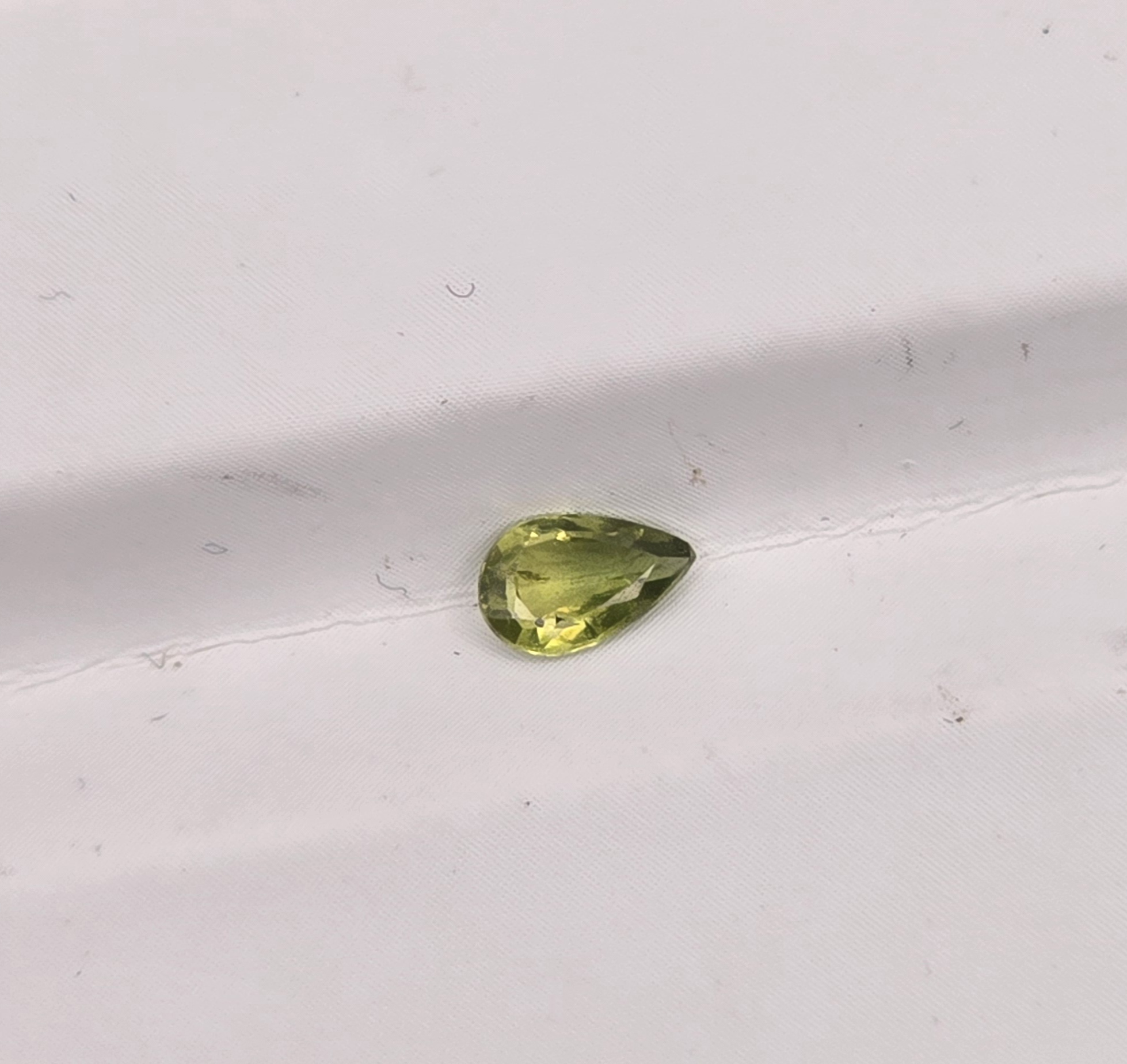 5.53x3.51x1.82mm pear Australian sapphire facet