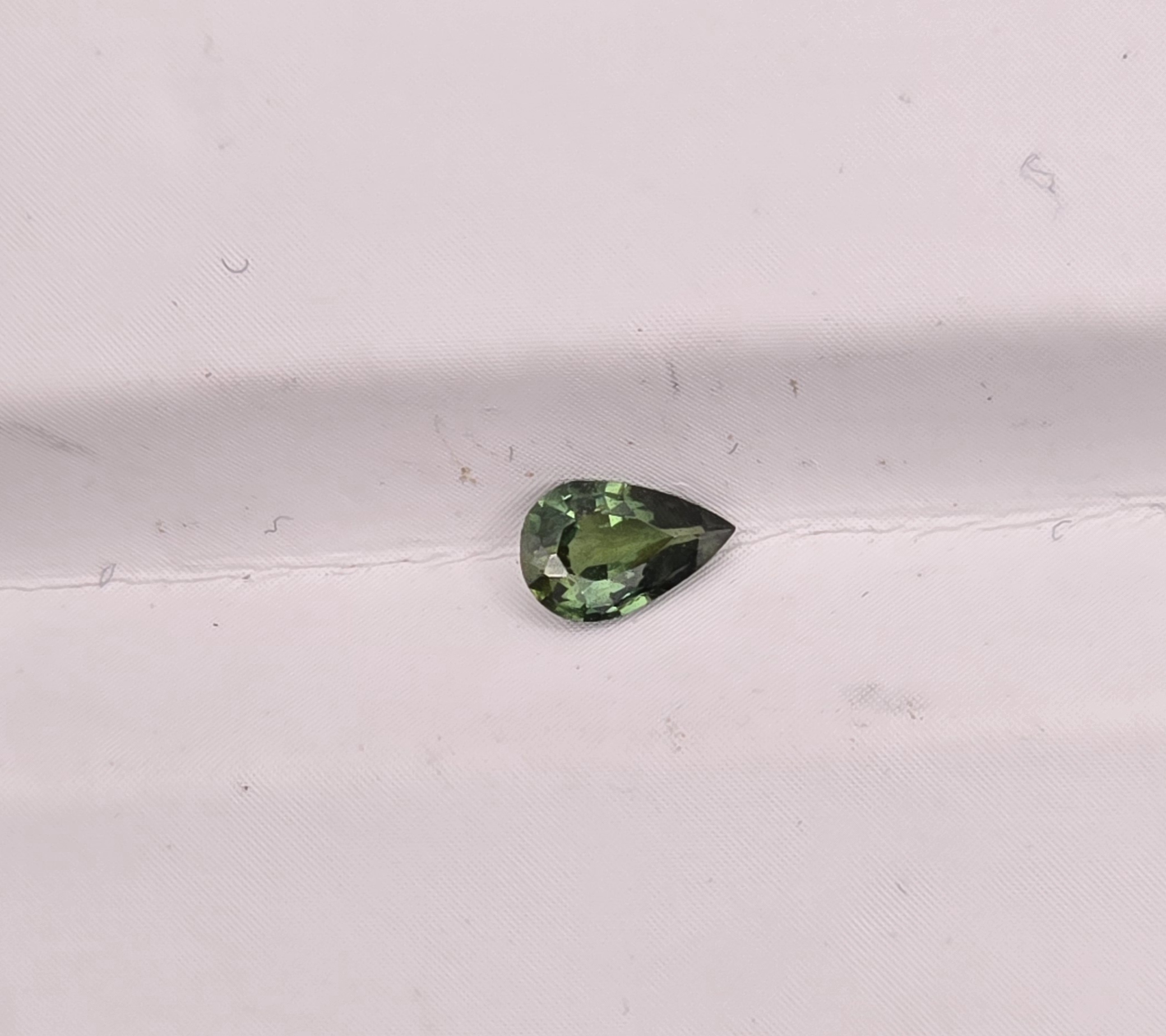 5.32x3.47x2.00mm pear Australian sapphire facet