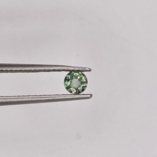 4.20x4.15x2.41mm round Australian sapphire facet