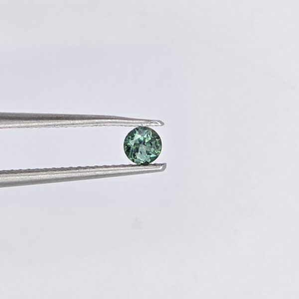 3.52x3.52x2.26mm round Australian sapphire facet