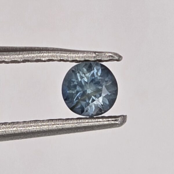 3.70x3.60x2.61mm round Australian sapphire facet