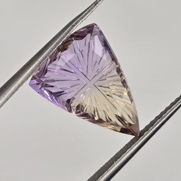 14.15x10.46x4.48mm fantasy-cut, high quality ametrine facet