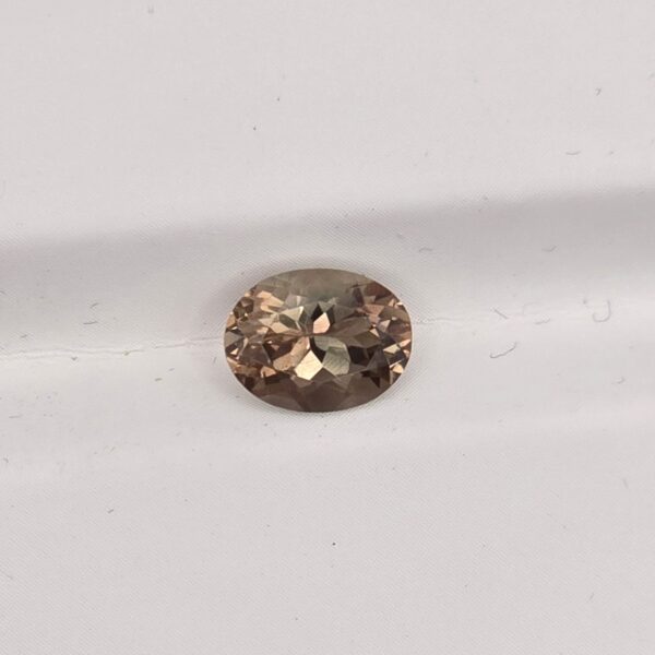 8x6mm oval sunstone facet