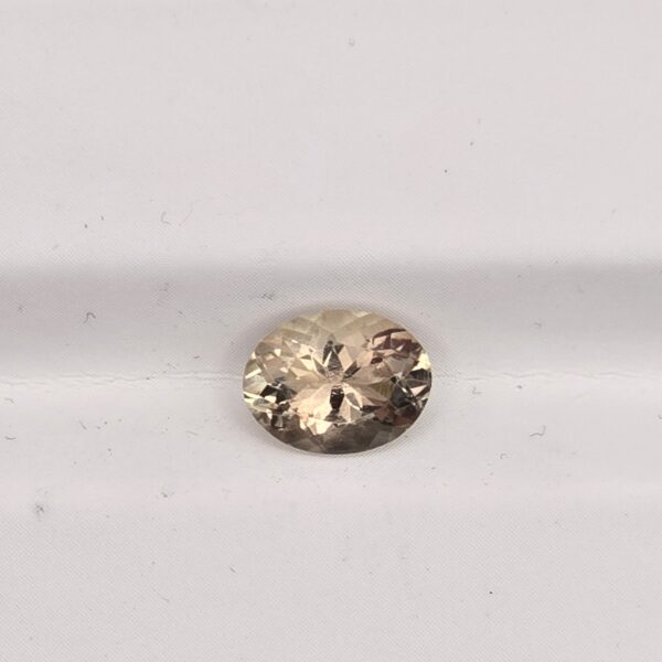 8x6mm oval sunstone facet
