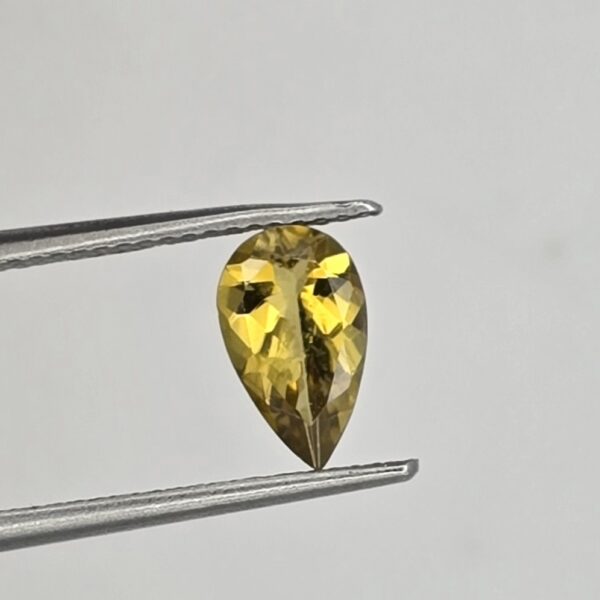 8.93x5.41x3.17mm pear Brazilian tourmaline facet