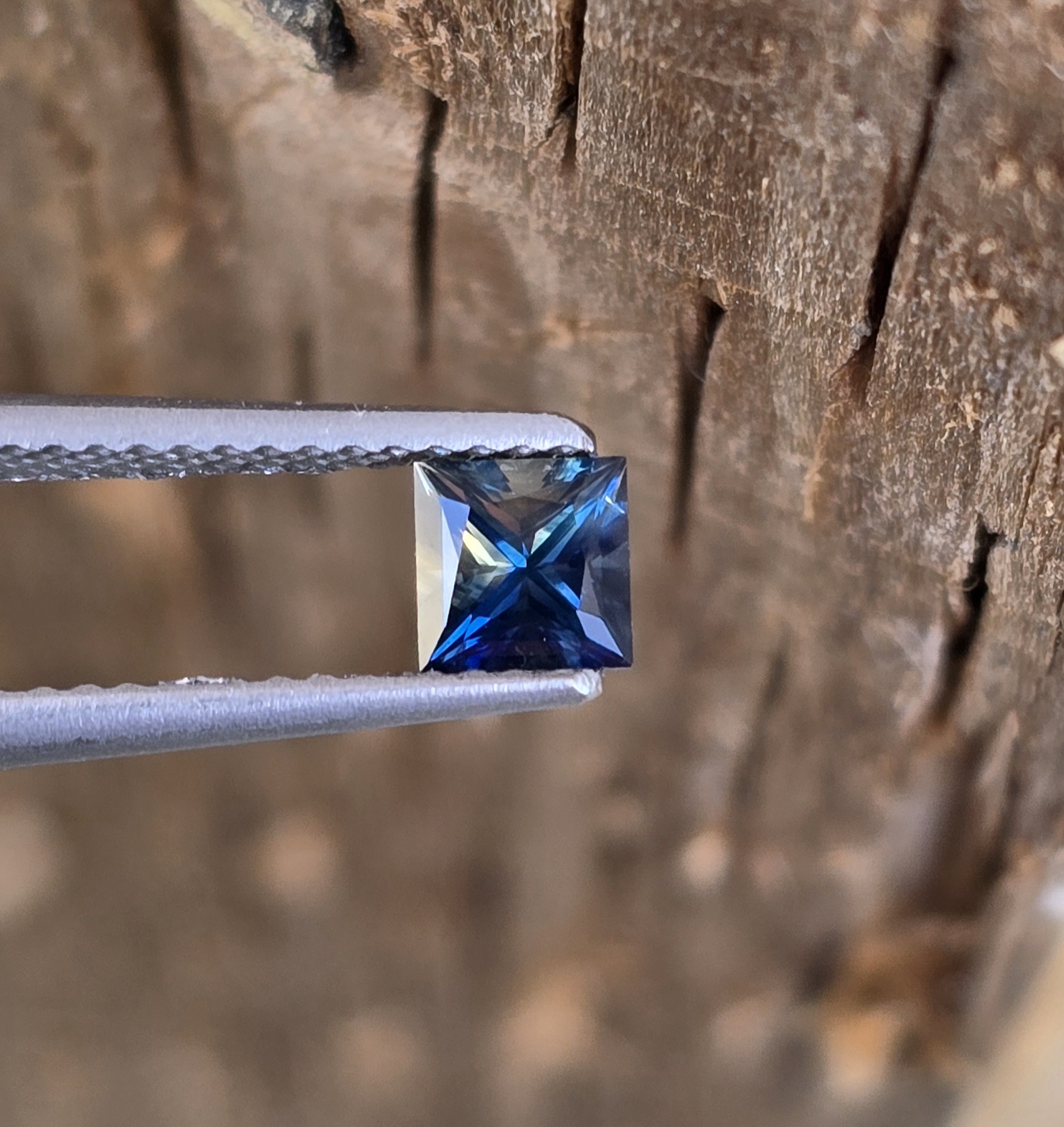 4.02x4.01x3.17mm Natural princess Australian parti sapphire facet