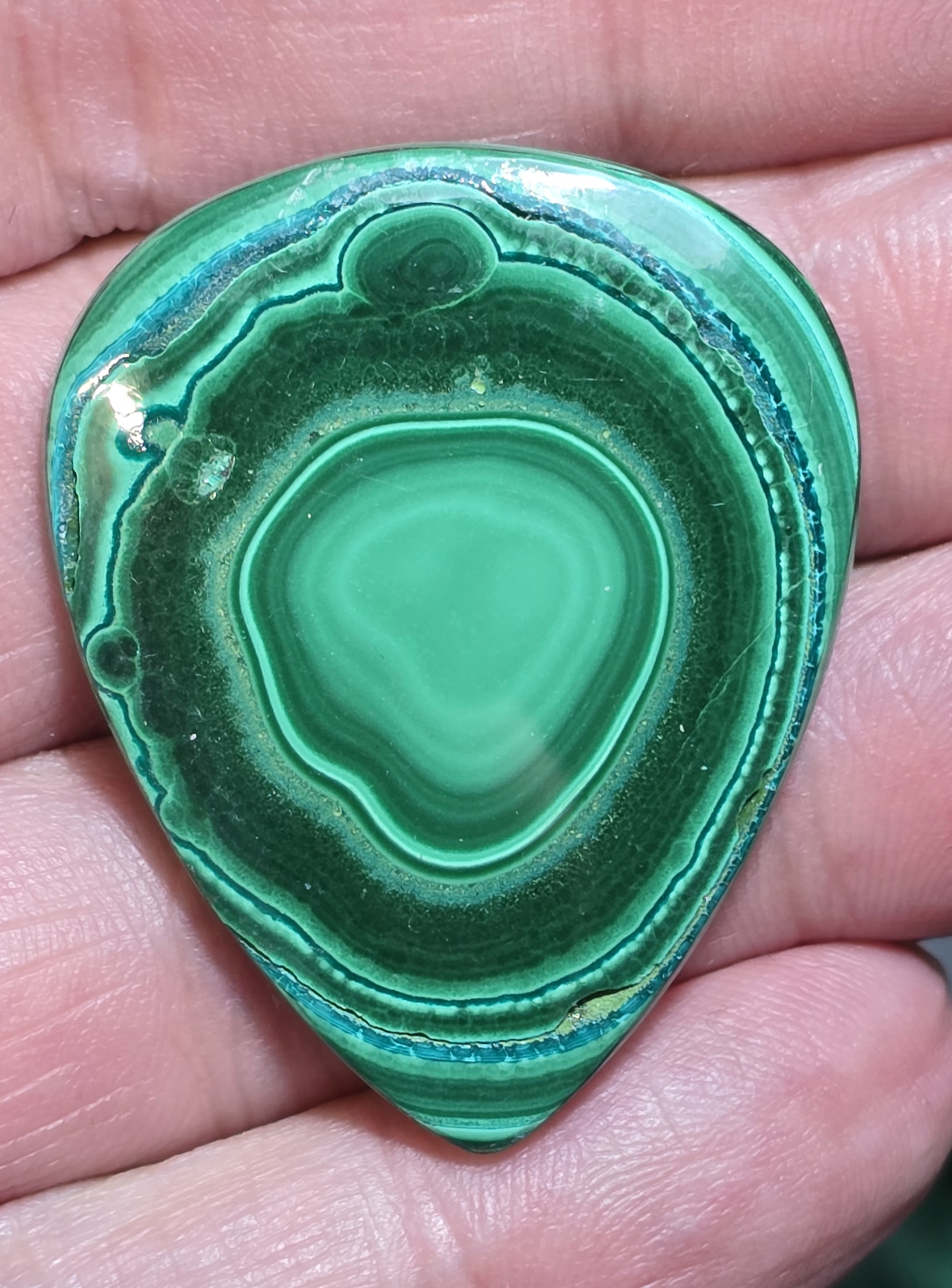 40x32mm Malachite cabochon