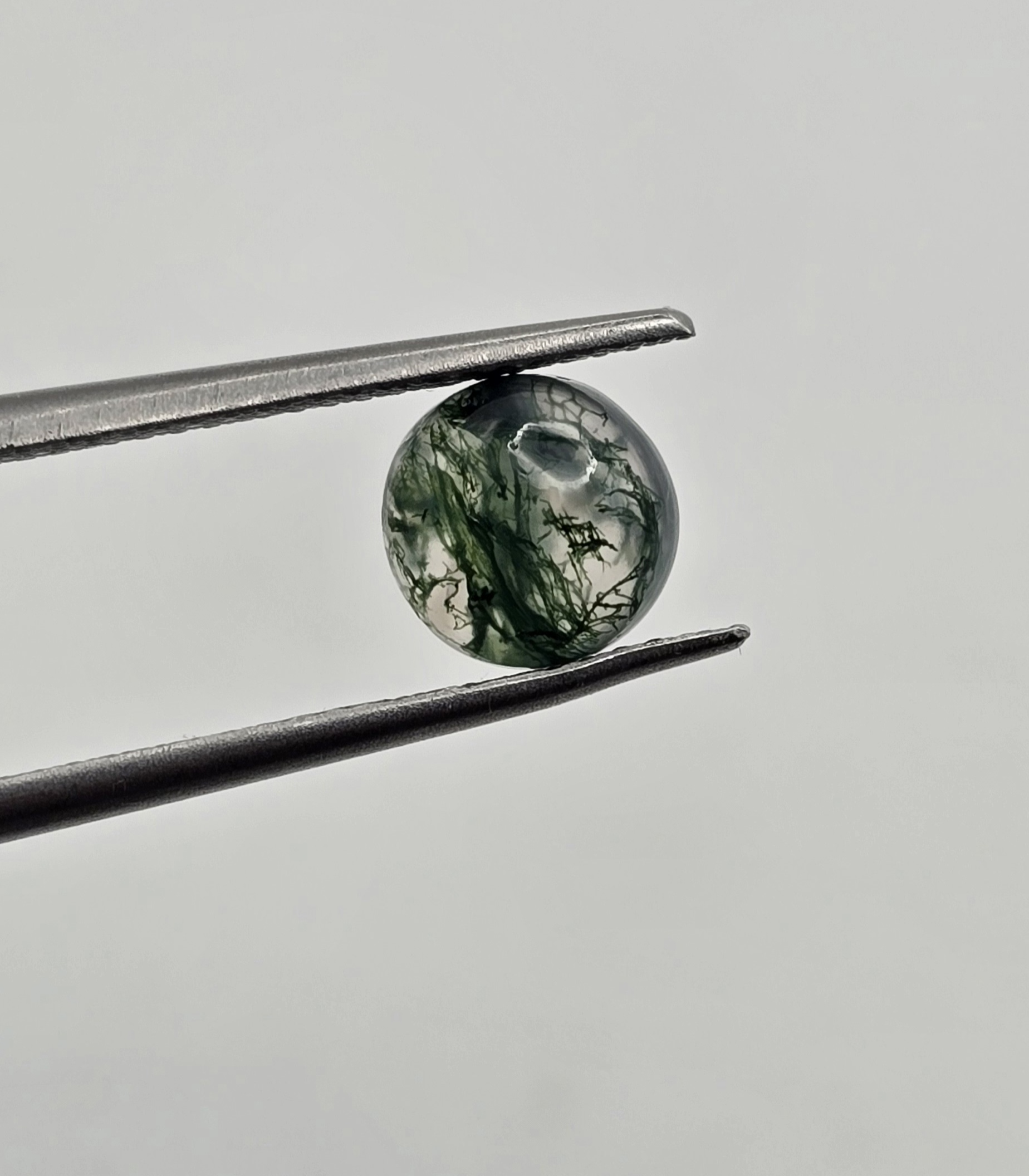 7mm round moss agate cabochon